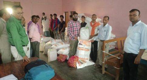 बाढ़ व कटान प्रभावित क्षेत्रों में हुआ 6908 खाद्यान्न किट का वितरण  