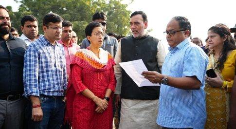 दिल्ली में प्रदूषण रोकथाम के लिए ग्राउंड जीरो पर उतरी सीएम आतिशी