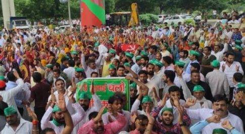 गारंटी : न खरीद की, न समर्थन मूल्य की, न वितरण की