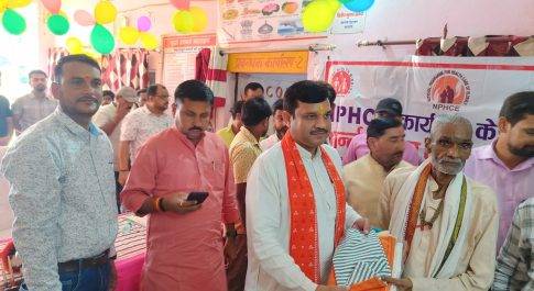 अन्तर्राष्ट्रीय वृद्ध दिवस पर वृद्धाआश्रम में आयोजित हुआ कार्यक्रम