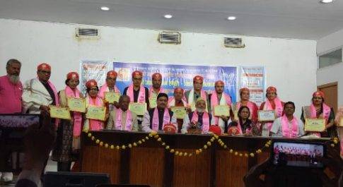 पत्र-वाचन व लोकार्पण के साथ कवि-शायरों ने किया काव्य पाठ 
