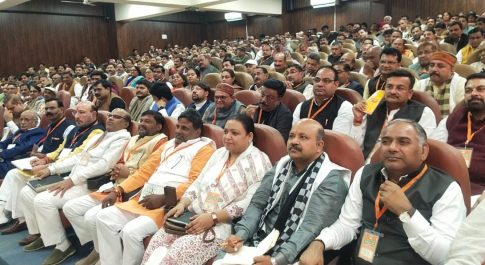 संगठन चुनाव के दौरान कार्यकर्ता की निष्ठा और प्रतिबद्धता सबसे ज्यादा महत्वपूर्ण होती है – विनोद तावड़े