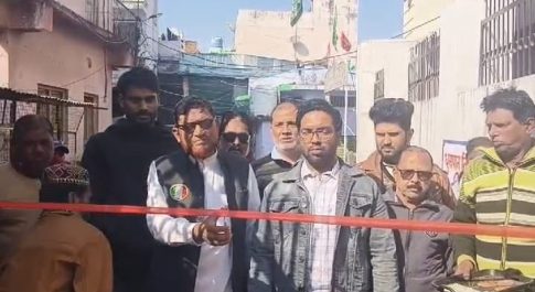 जर्जर हो चुके भवन का हुआ कायाकल्प ,पार्षद आसिम ने अपने वार्ड में सामुदायिक भवन का किया लोकार्पण