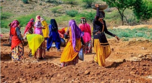 जनता को अधिकारहीन करने का खेल : अधिकार-आधारित मनरेगा और उसके प्रति शत्रु भाव