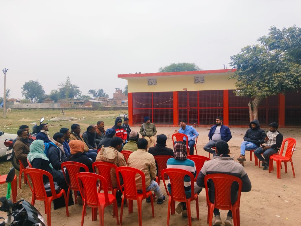 पुष्कर गिरि डी सी बहराइच की अध्यक्षता में आयोजित हुई सरदार पटेल अतिरिक्त शिक्षा कार्यक्रम की बैठक