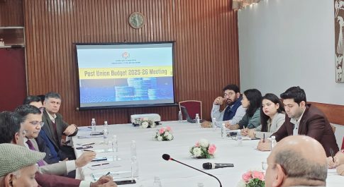 “पहली ही बैठक में गरजे डॉ. राजाराम त्रिपाठी – किसानों के लिए अलग बजट क्यों नहीं?”