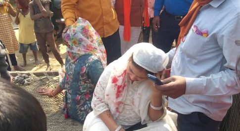 द्वितीय पाली परीक्षा देने आ रही दो छात्राएं हुई घायल