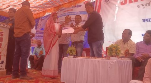 आशा सम्मेलन में उत्कृष्ट कार्य के लिए एएनएम,आशा,संगिनी को किया सम्मानित