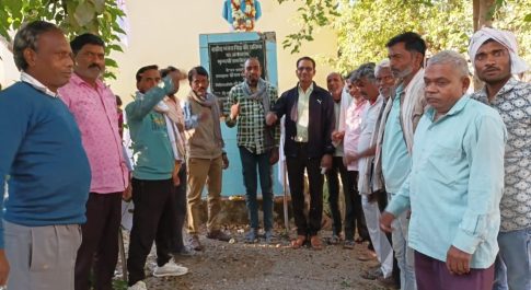 प्रभात फैरी निकाल कर ‌व प्रतिमा पर माल्यार्पण कर किया याद