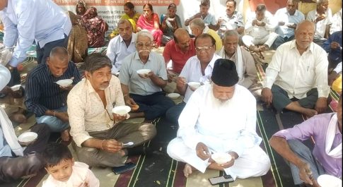 धरना स्थल पर ही मनाया ईद और गणगौर का पर्व