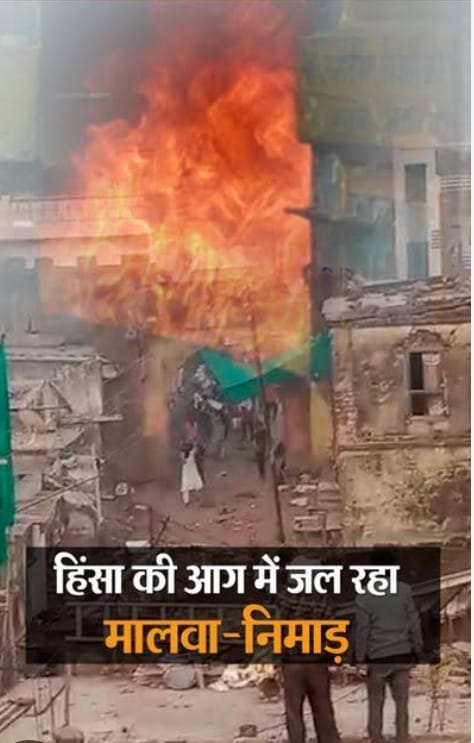 साझा विरासत पर मंडराते गिद्ध और साजिश के पीछे की सियासत को समझने की जरूरत