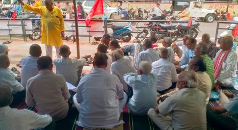 मजदूरों की एकजुटता ने सरकार को जमीन अधिग्रहण पर किया मजबूर