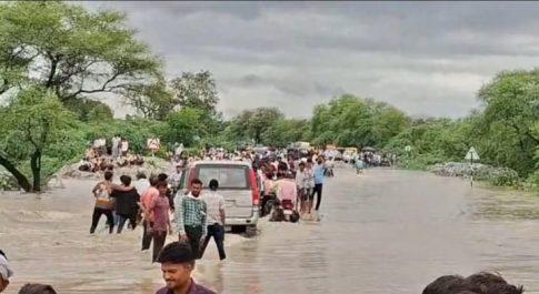 आसमान से बरसी आफतः 24 घंटे में 5 इंच बारिश से रामगंजमंडी जलमग्न