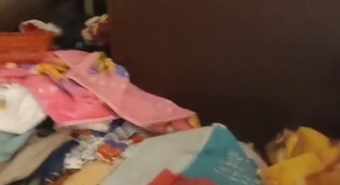 असलहे की नोक पर बंधक बनाकर लाखों की डकैती